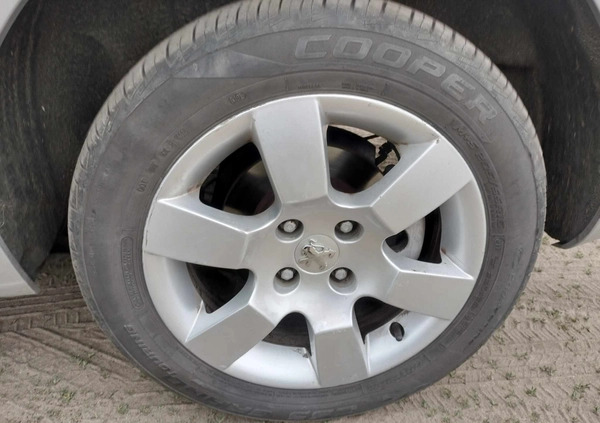 Peugeot 5008 cena 16500 przebieg: 165000, rok produkcji 2011 z Drezdenko małe 106
